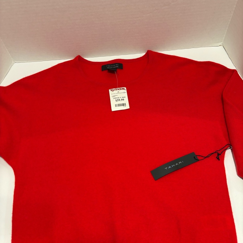 Red Cashmere Tahari Sweater Size Small.  New With Tags - Picture 10 of 12